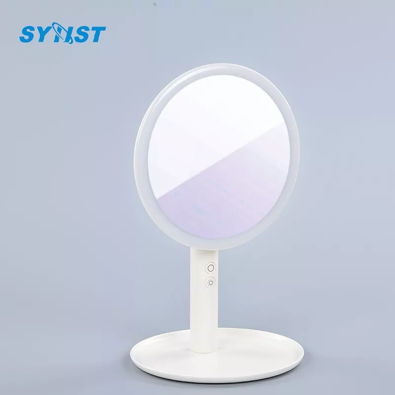 Zein da LED makillaje-ispilu baten eta mahai-lanpara duen soinketa-ispilu arruntaren artean?